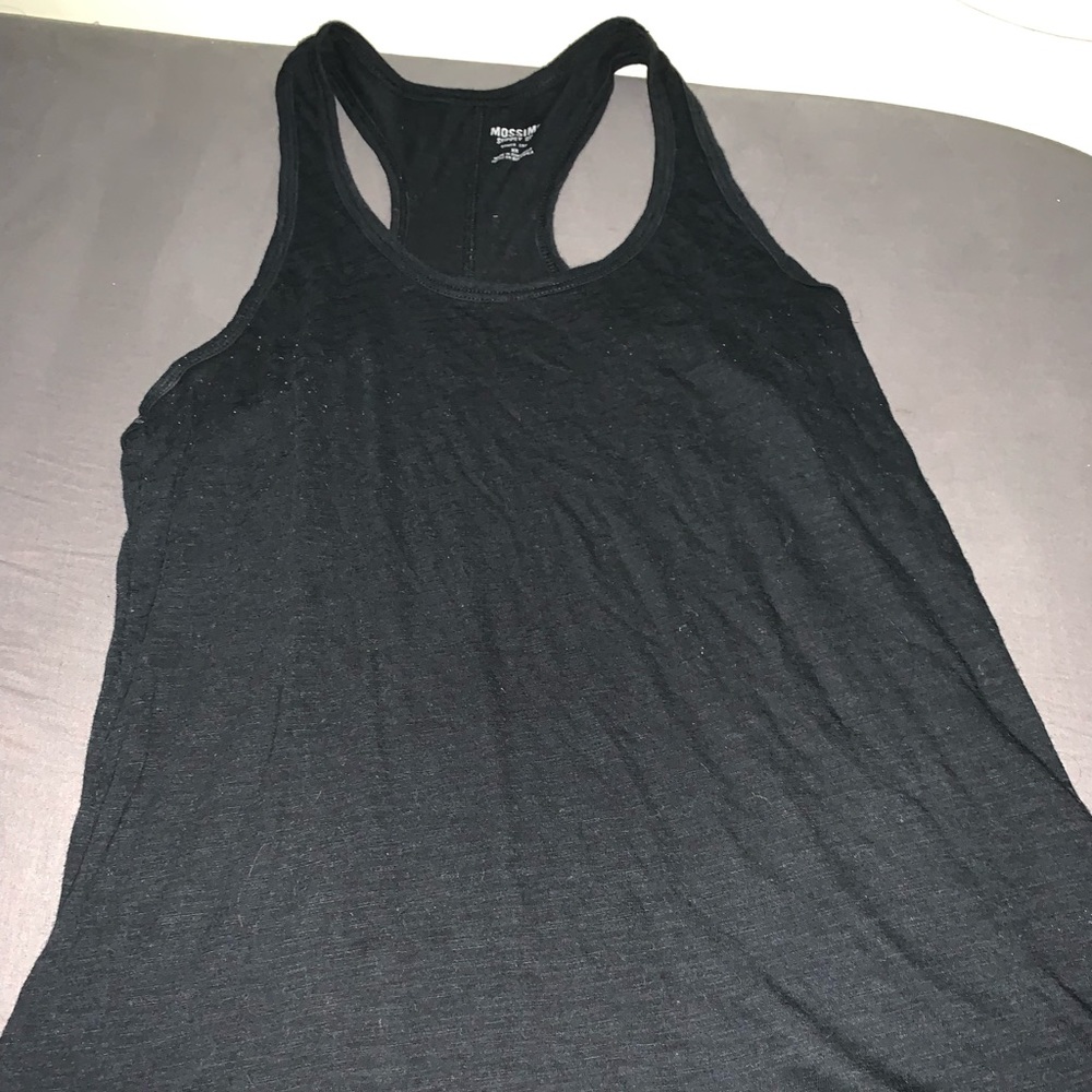 muscle tank top